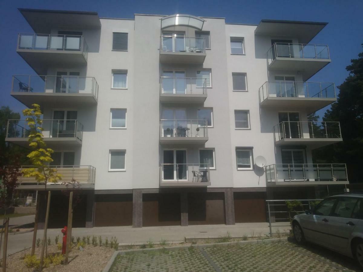 Apartament Lesny Dziwnowek Exterior photo